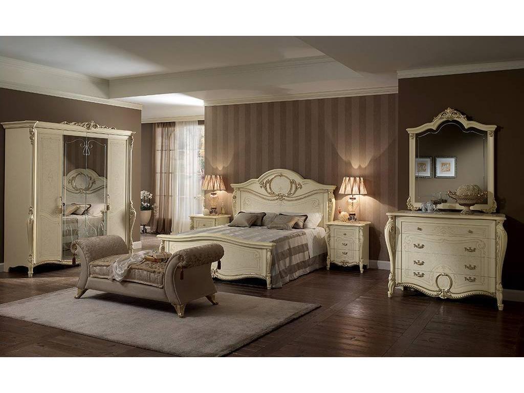 Arredo Classic: Tiziano: спальная комната (слоновая кость с золотом)