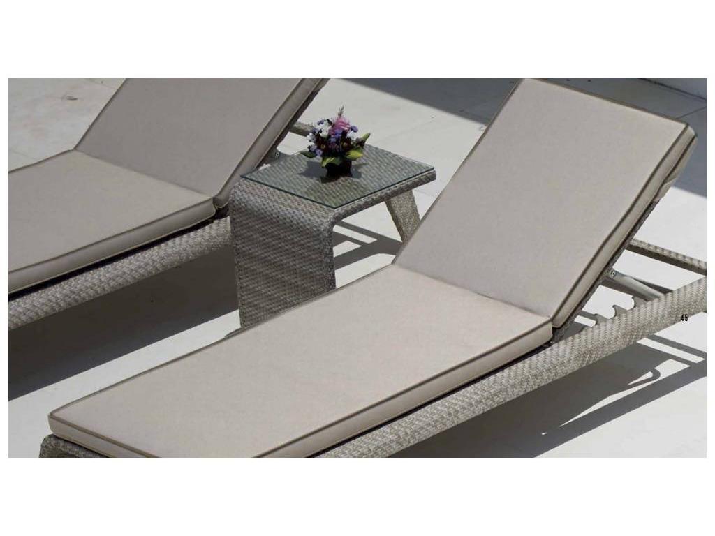 Skylinedesign: Journey: стол приставной для шезлонга  (Seashell)