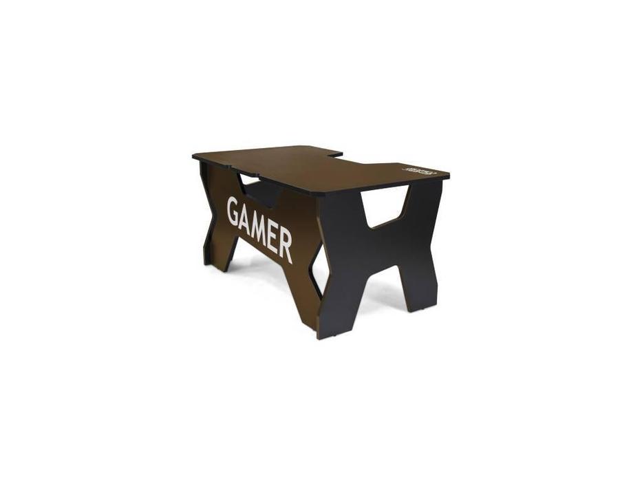 Generic Comfort: Gamer: стол компьютерный  (черный, коричневый)