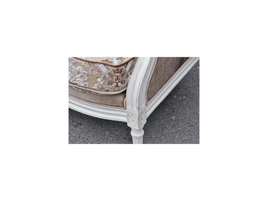CUF Limited: White Rose: кресло мягкое  M01 (белый)